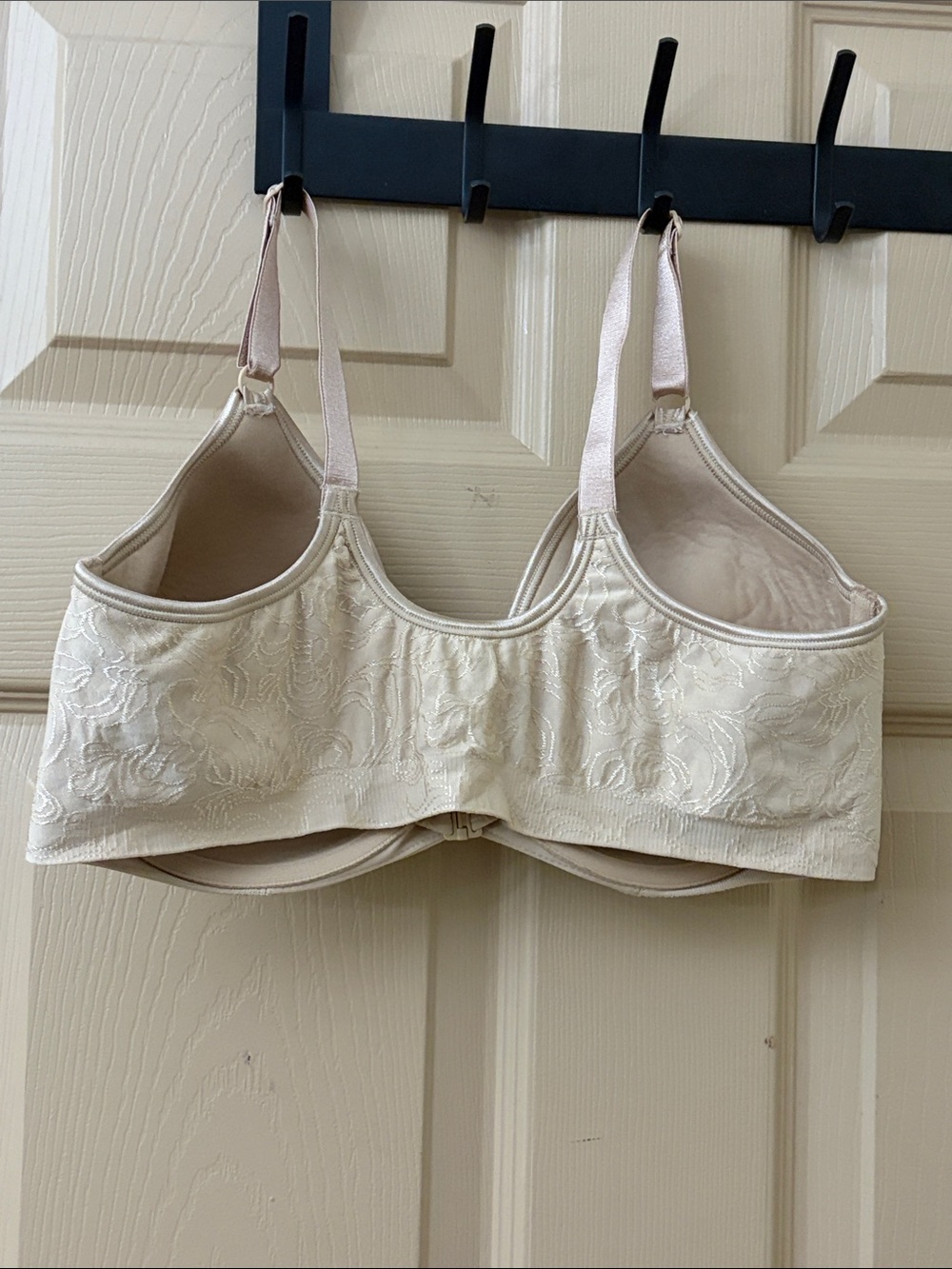 Bali Front Opening Wired Padded Bra in Light Beige
